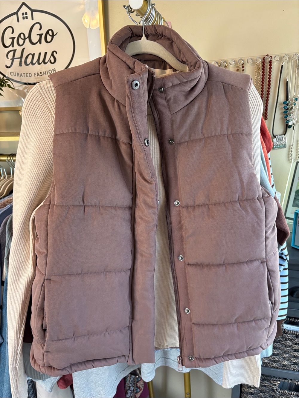 BE COOL Quilted Puffer Vest in Dusty Mauve